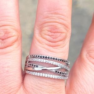 Black and White Criss Cross Fashion Ring